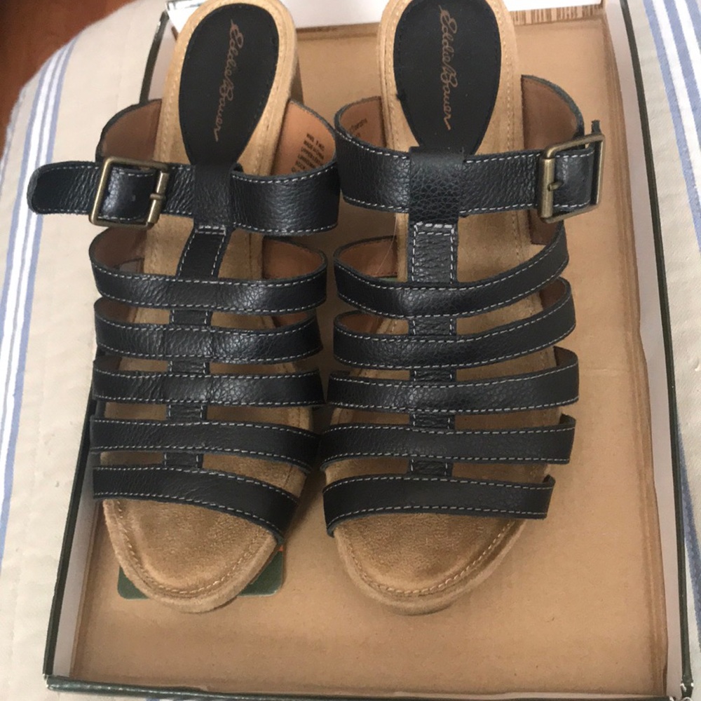 Size 8 wedge sandals